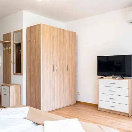 Kabakum Plaza Studios Apartment Varna