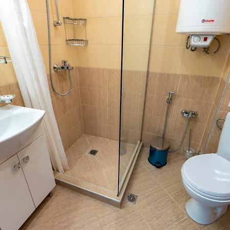 Kabakum Plaza Studios Apartment