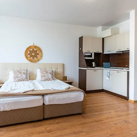Apartment Kabakum Plaza Studios *