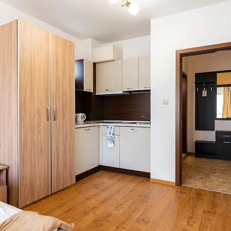 Kabakum Plaza Studios Apartment